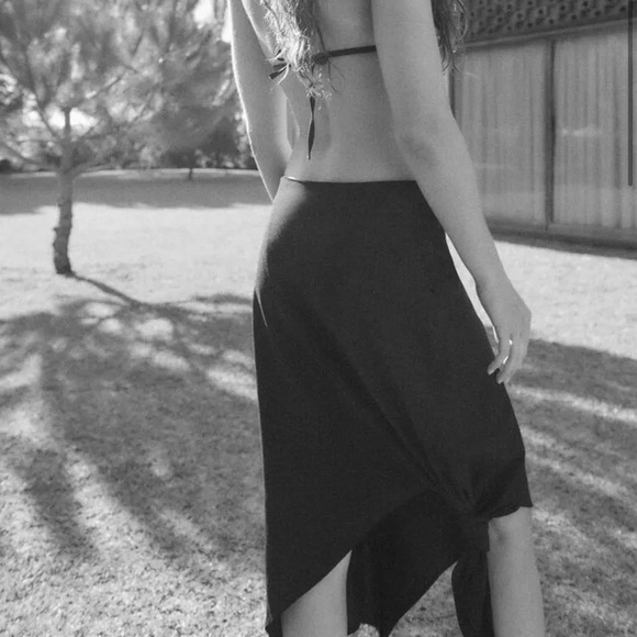 π€ ZARA BOHO BLACK ASYMMETRICAL SIDE TIE HIGH WAIST MIDI SKIRT! - Picture 12 of 13